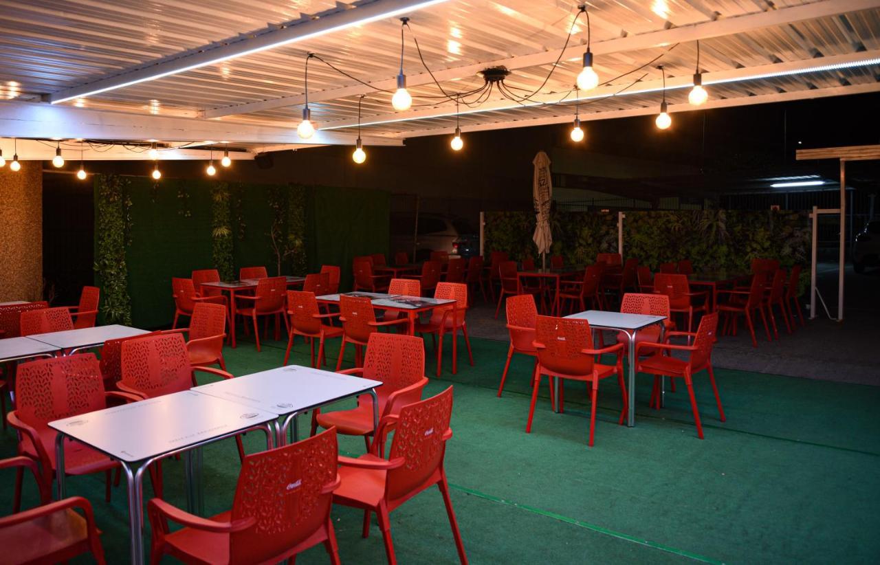 Hotel Chips Ferrol Naron  Ngoại thất bức ảnh