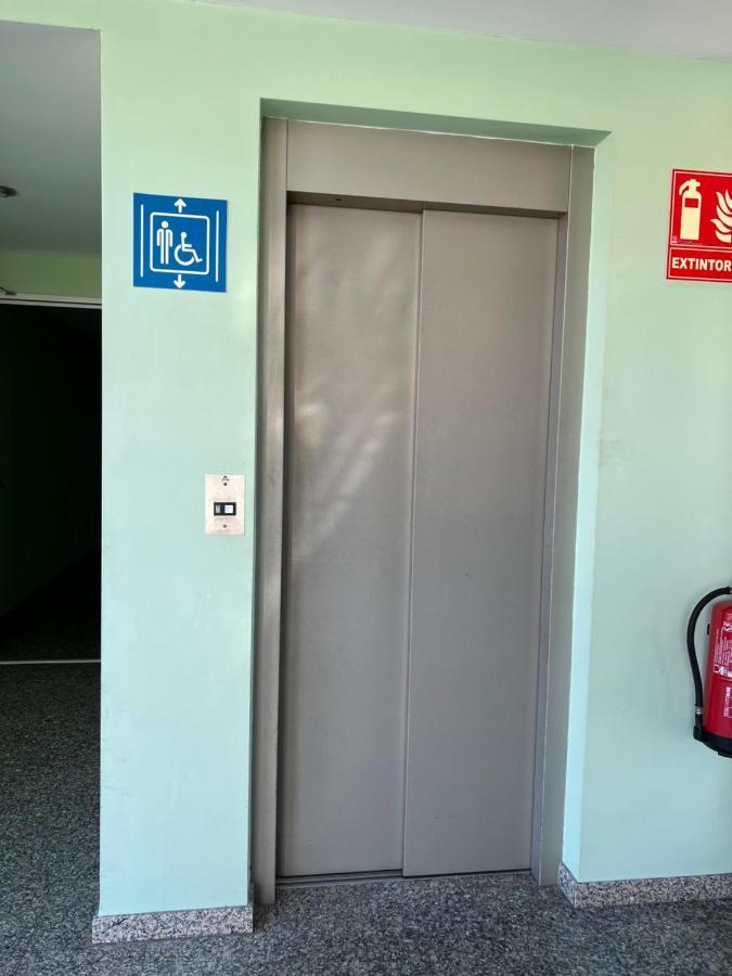 Hotel Chips Ferrol Naron  Ngoại thất bức ảnh