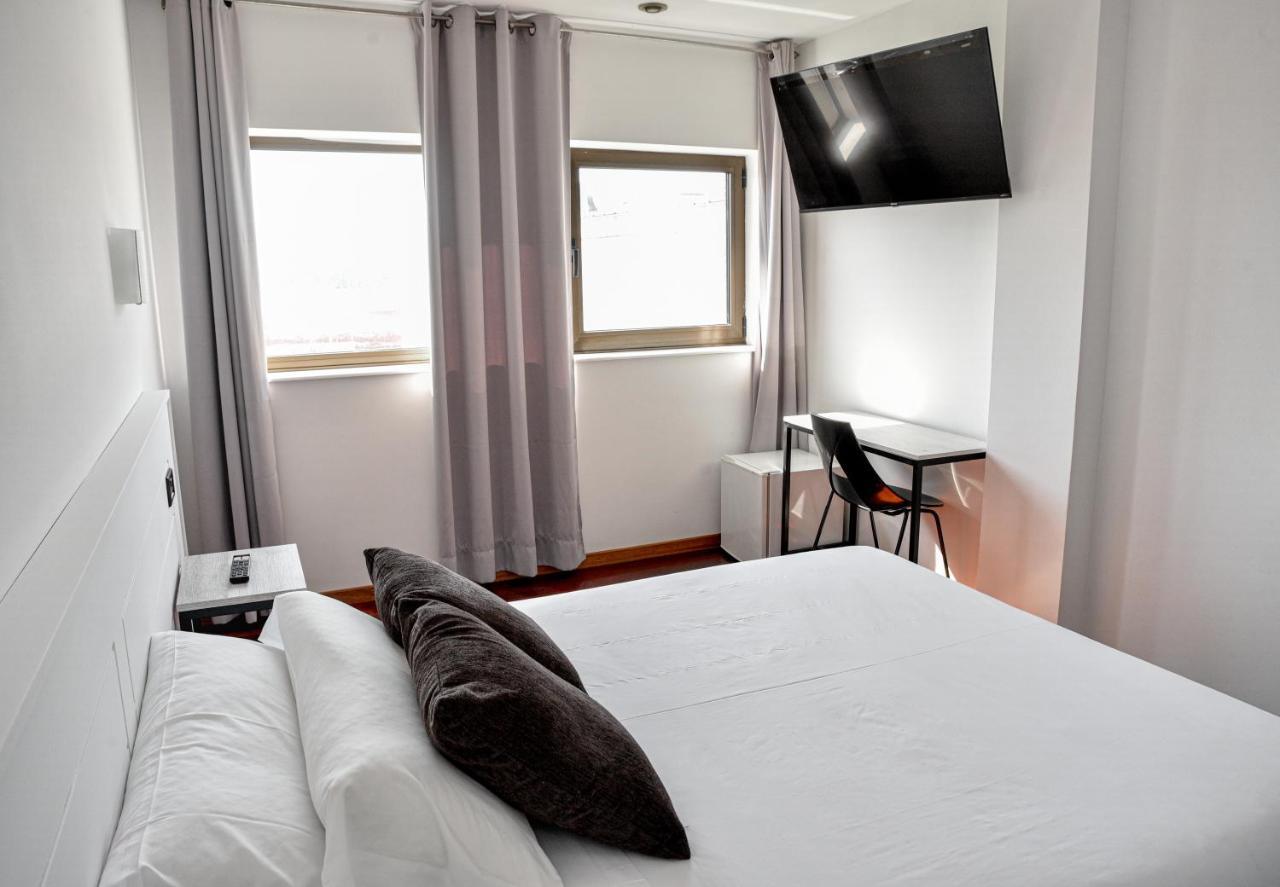 Hotel Chips Ferrol Naron  Ngoại thất bức ảnh
