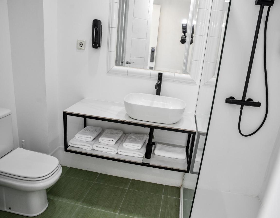 Hotel Chips Ferrol Naron  Ngoại thất bức ảnh
