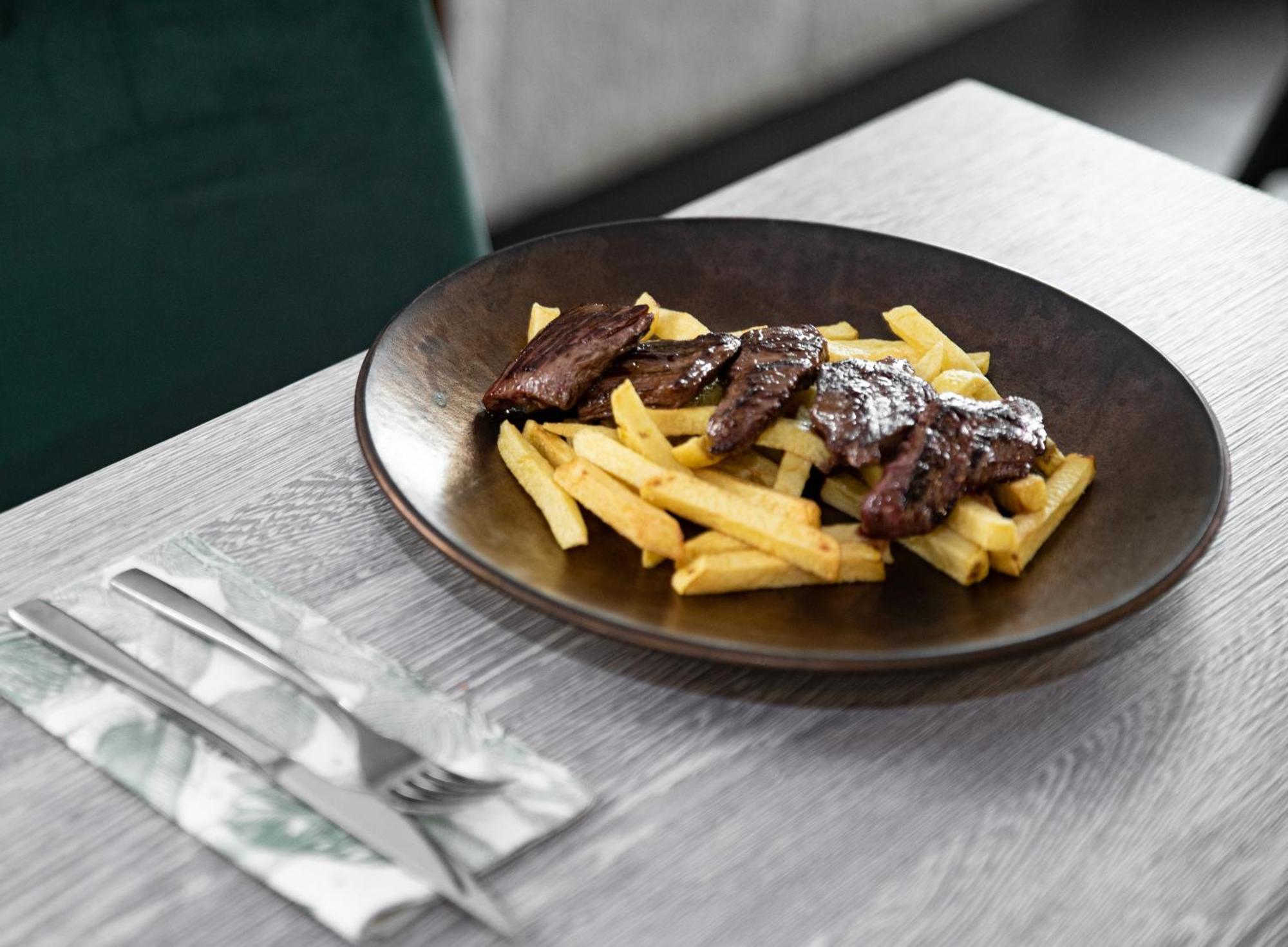 Hotel Chips Ferrol Naron  Ngoại thất bức ảnh